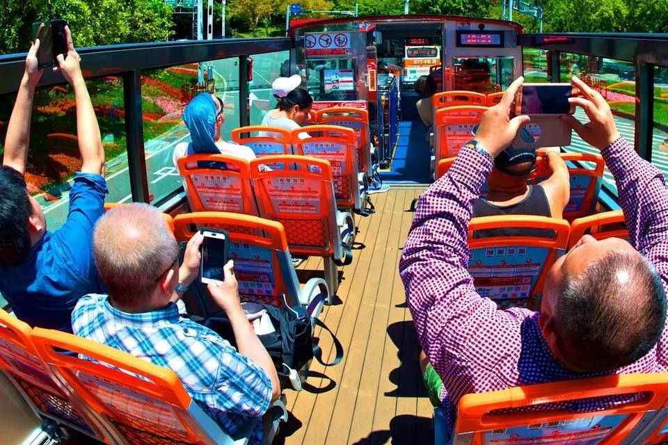 Taipei: Hop-on Hop-off Bus Tour
