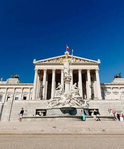 Vienna City Tour with Entrance to the Schonbrunn Palace- Skip the Line