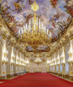 Schönbrunn Palace Tour and Concert Ticket