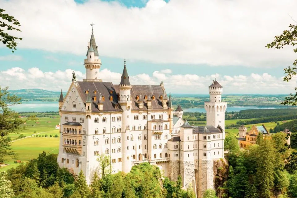 Neuschwanstein and Linderhof