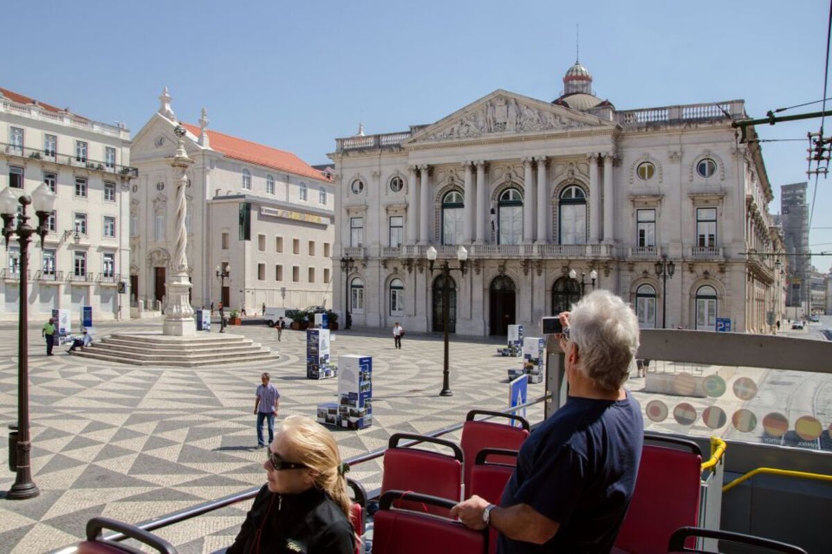 Gray Line: Lisbon Hop-On Hop-Off Bus Tour | 5 Lines