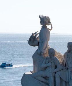 Gray Line: Lisbon Hop-On, Hop-Off Bus & Boat Ticket | 5 Lines