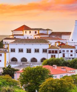 Gray Line: National Sintra Palace, Cascais & Estoril