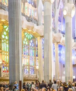 Fast Track Guided Tour: Sagrada Familia with Entrance to Towers