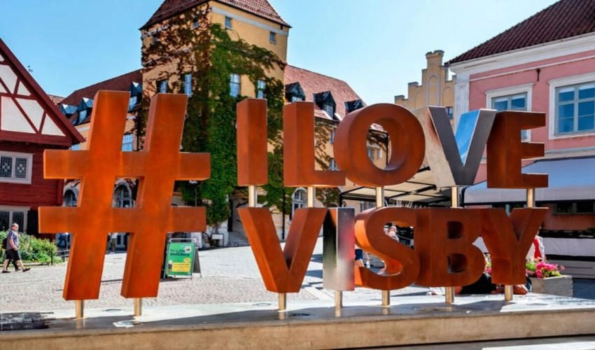 Hop-On Hop-Off Bus Visby Ticket