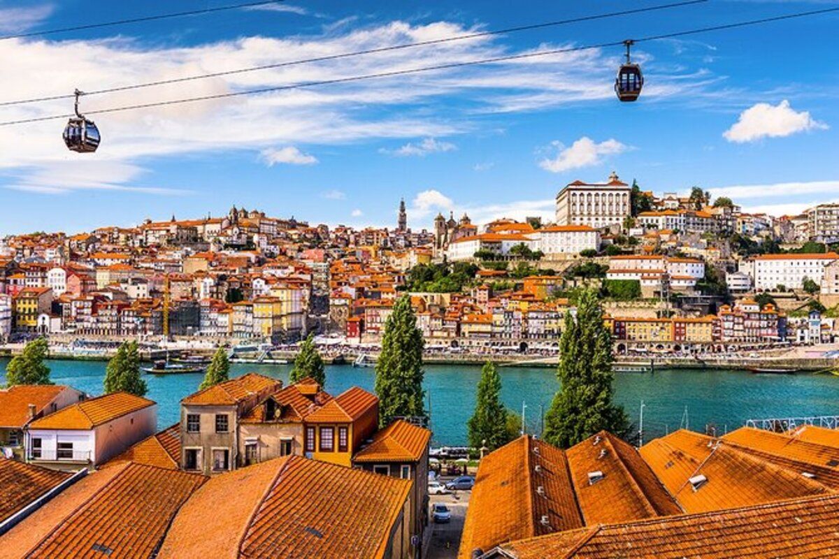 Gray Line - Porto