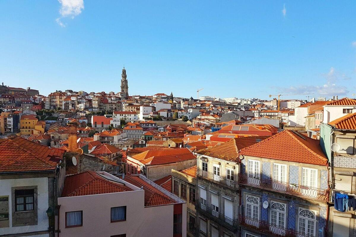 Gray Line - Porto
