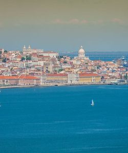 Gray Line: Lisbon Hop On Hop Off Sightseeing Boat Tour
