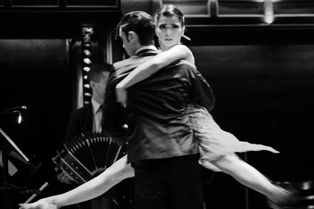 Tango Show in El Querandi with Transfers