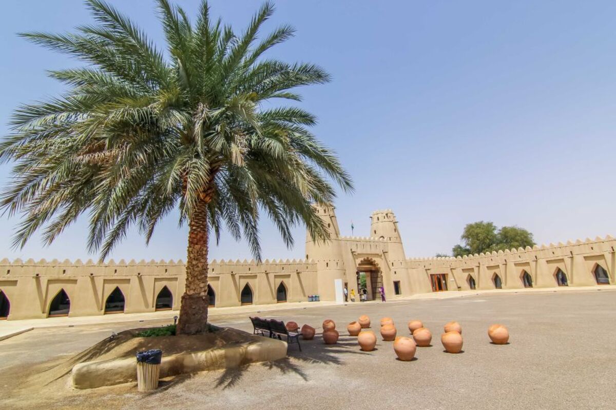 Al Ain Full Day Tour with Lunch from Dubai