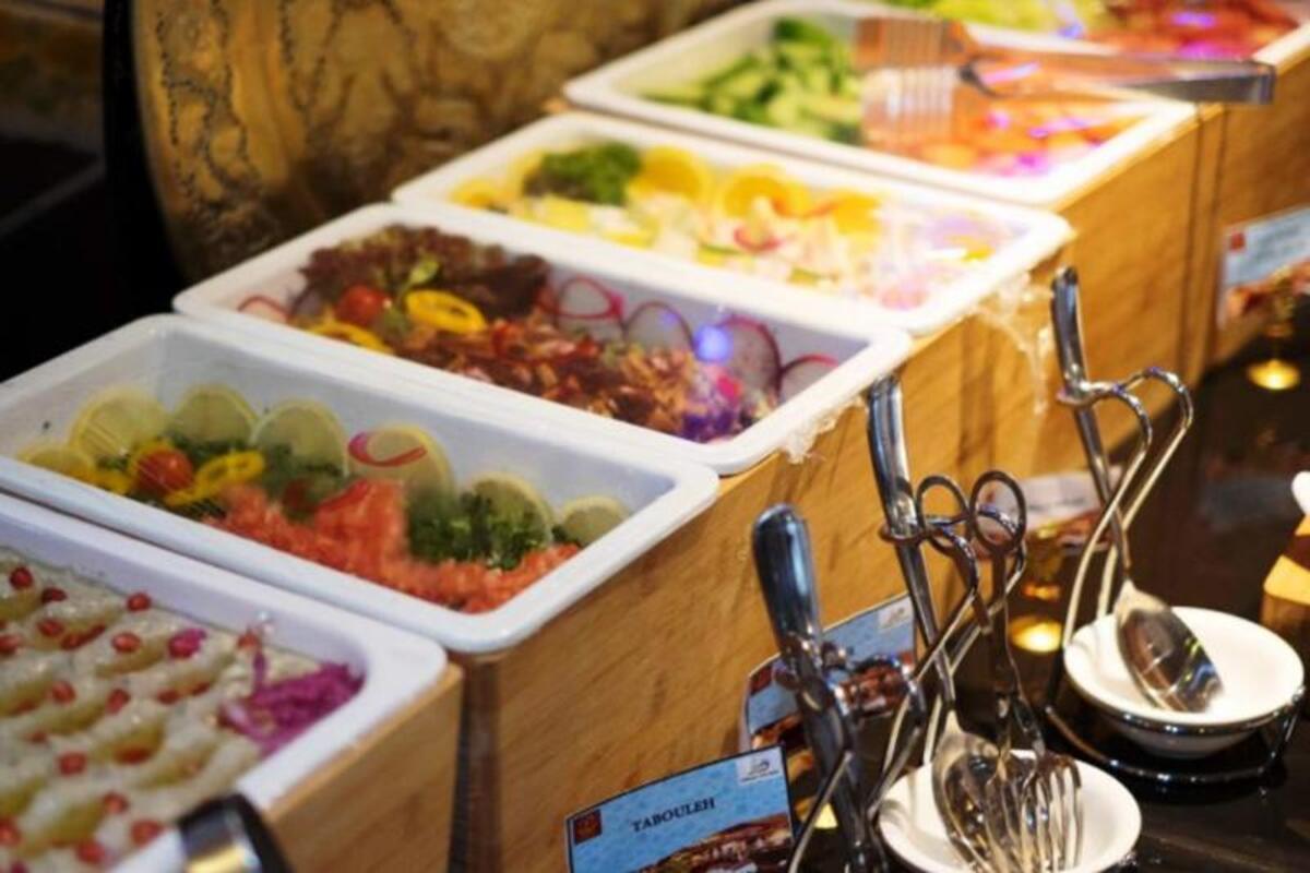 Creekside Dhow Dinner Cruise Dubai