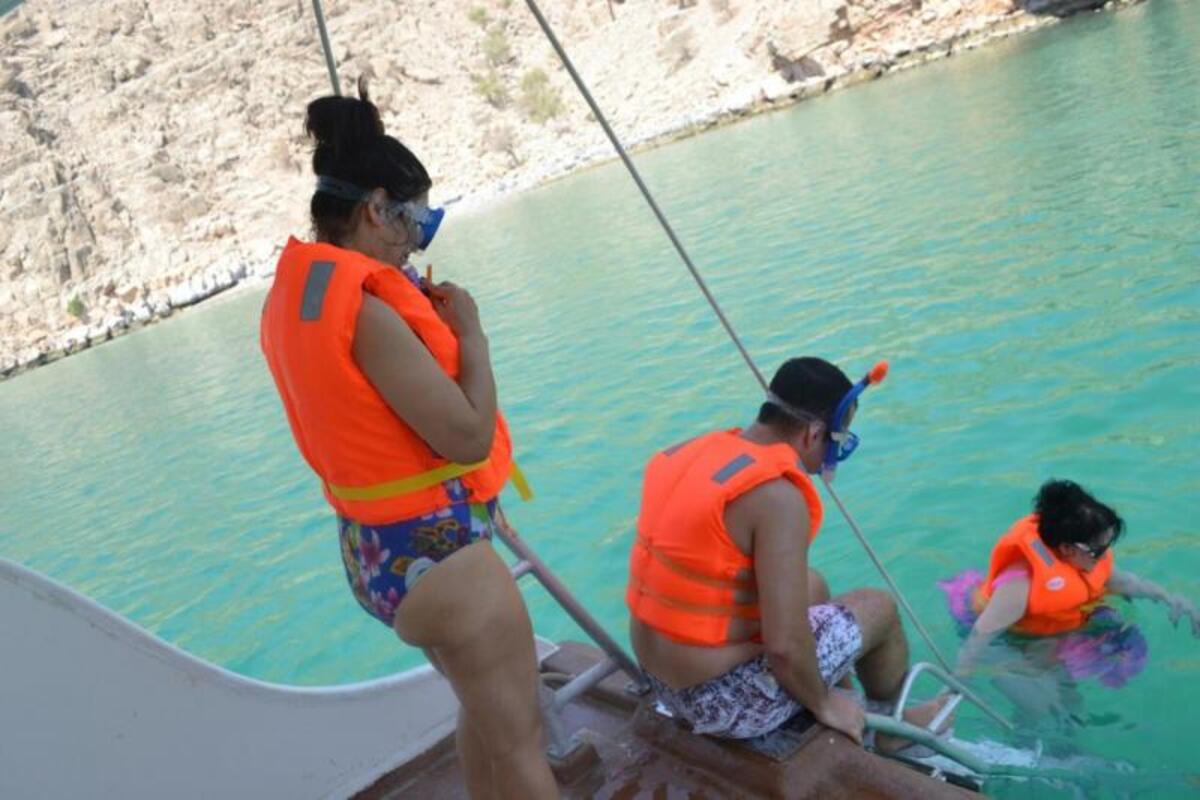 Musandam Sea Safari With Lunch from Dubai