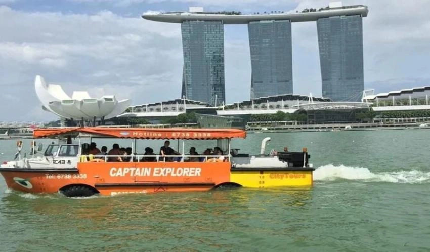 Singapore Duck Tour