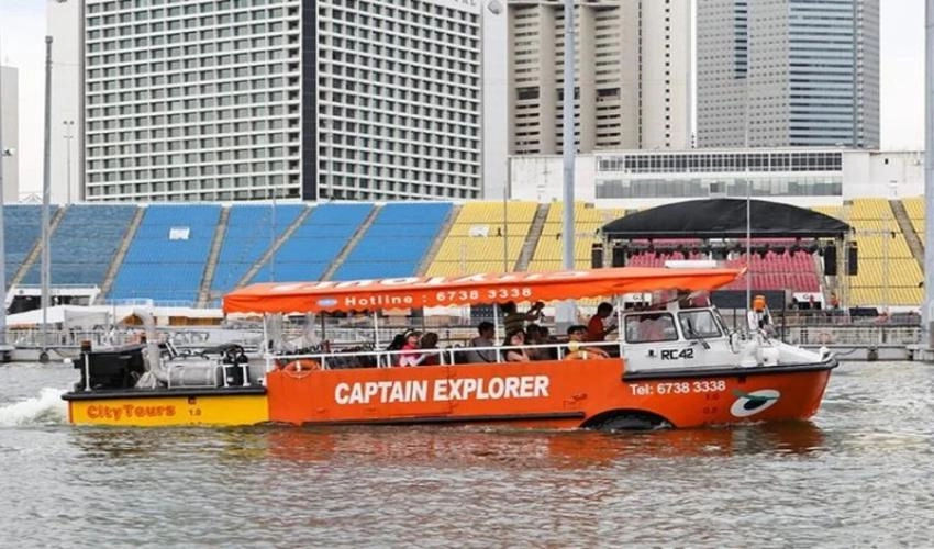 Singapore Duck Tour