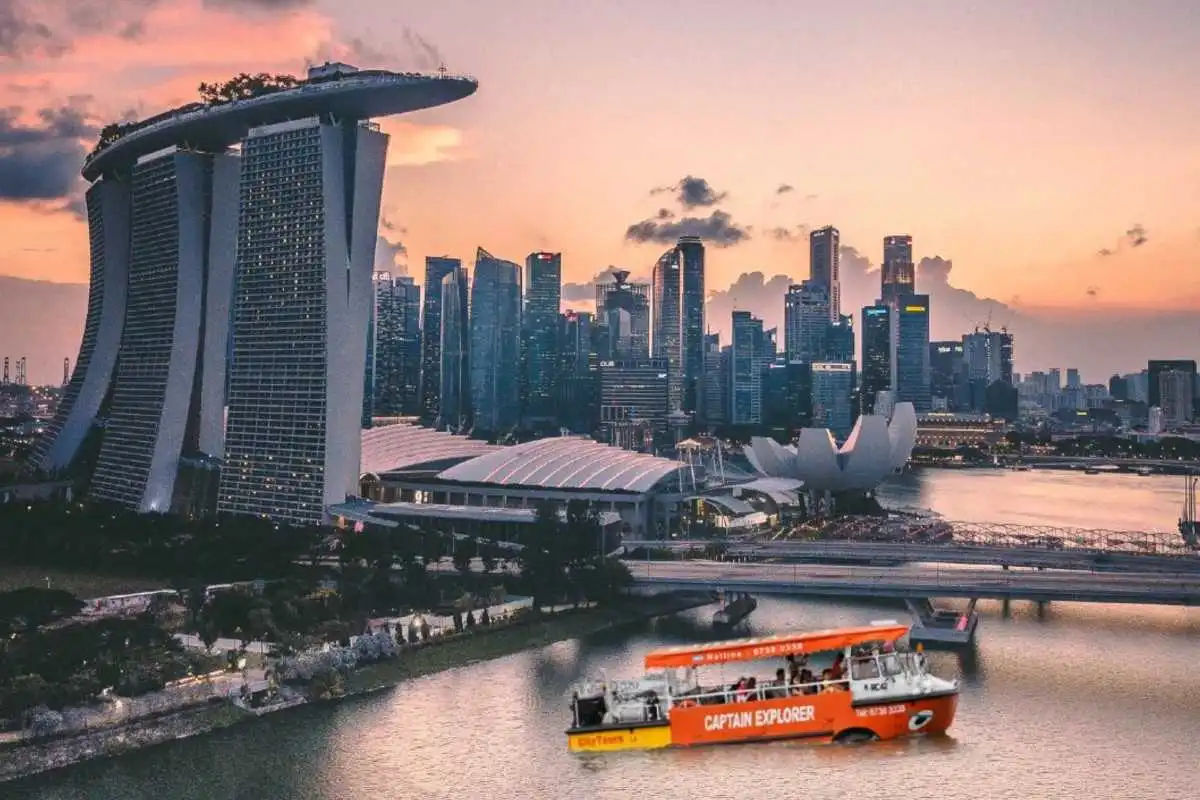 FunVee Singapore Hop-On Hop-Off