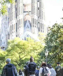 Barcelona City Tour with Sagrada Familia and Park Guell Admission
