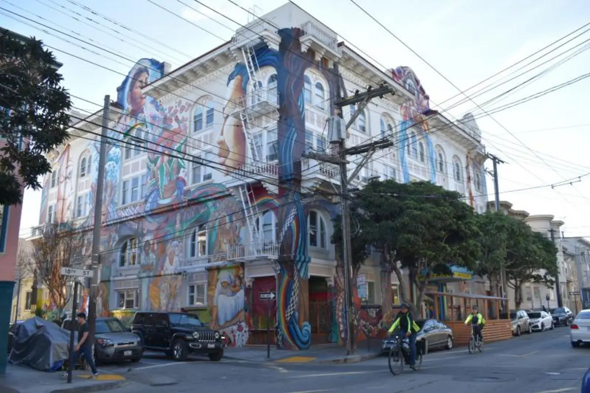 Mission District Food & History Walking Tour
