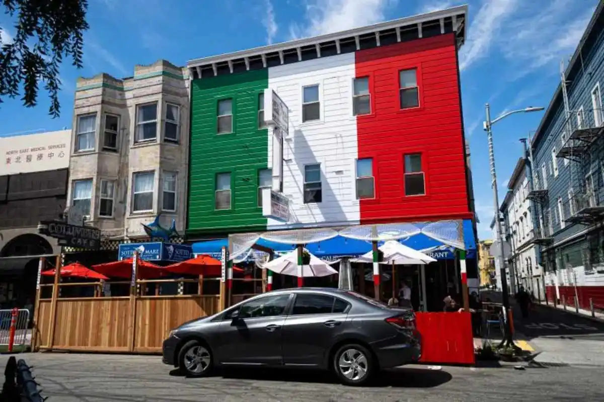 Little Italy Food & History Walking Tour