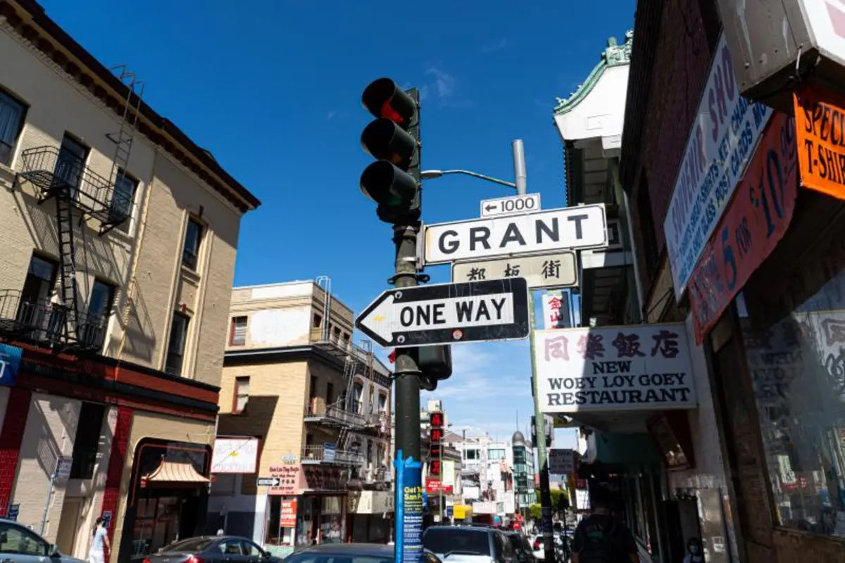  Chinatown Food & History Walking Tour