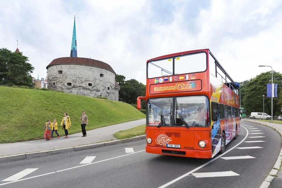 City Sightseeing: Tallinn Hop-On, Hop-Off Bus Tour