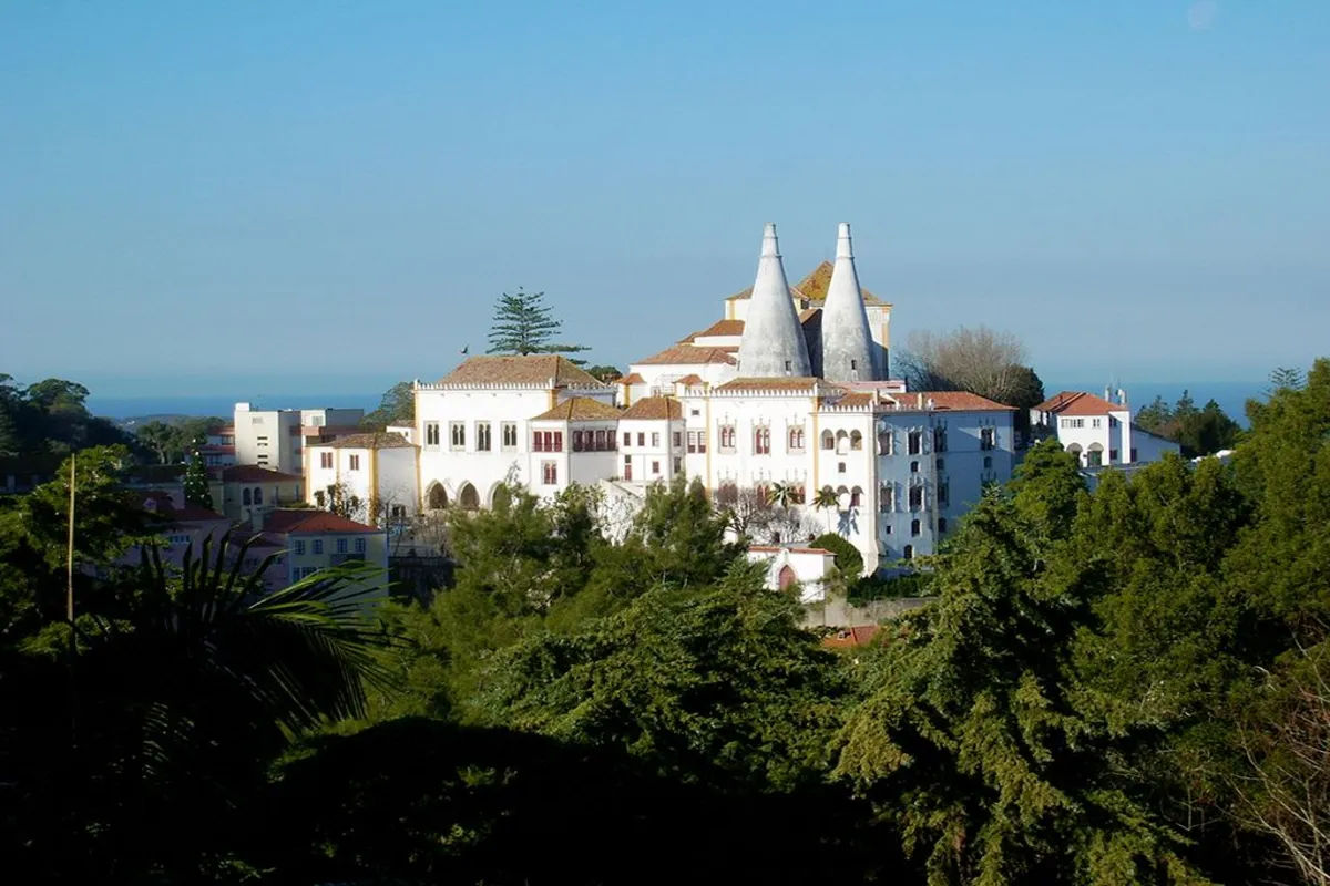 Sintra Cascais Estoril Tour with Pena Palace