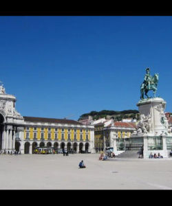 Best Walking Tour of Lisbon in a Small Group