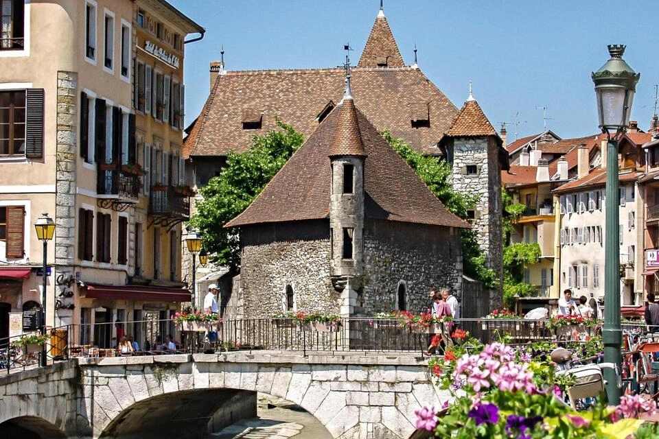  Annecy Tour