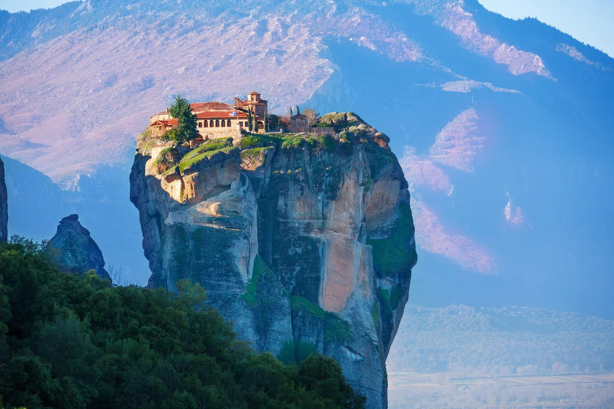 Full-Day Guided Tour to Meteora with Optional Lunch