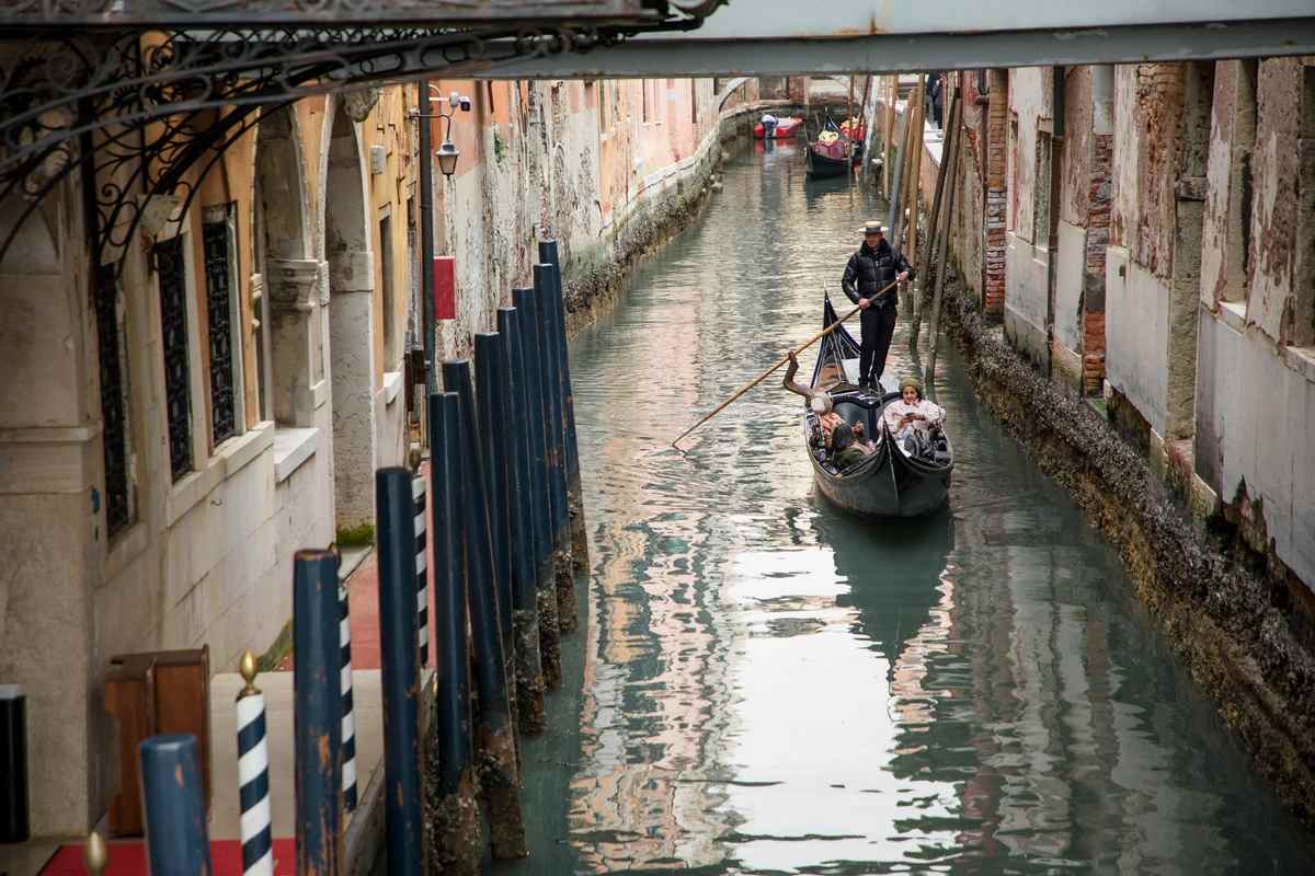 Half Day tour to Murano and Burano