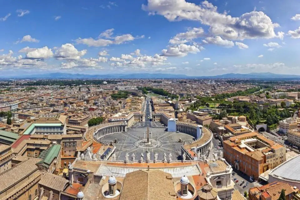 Tour to Papal Audience with Pope Francis