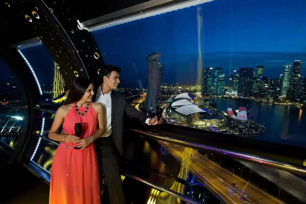 DUKW Tour with Singapore Flyer Ticket and Time Capsule