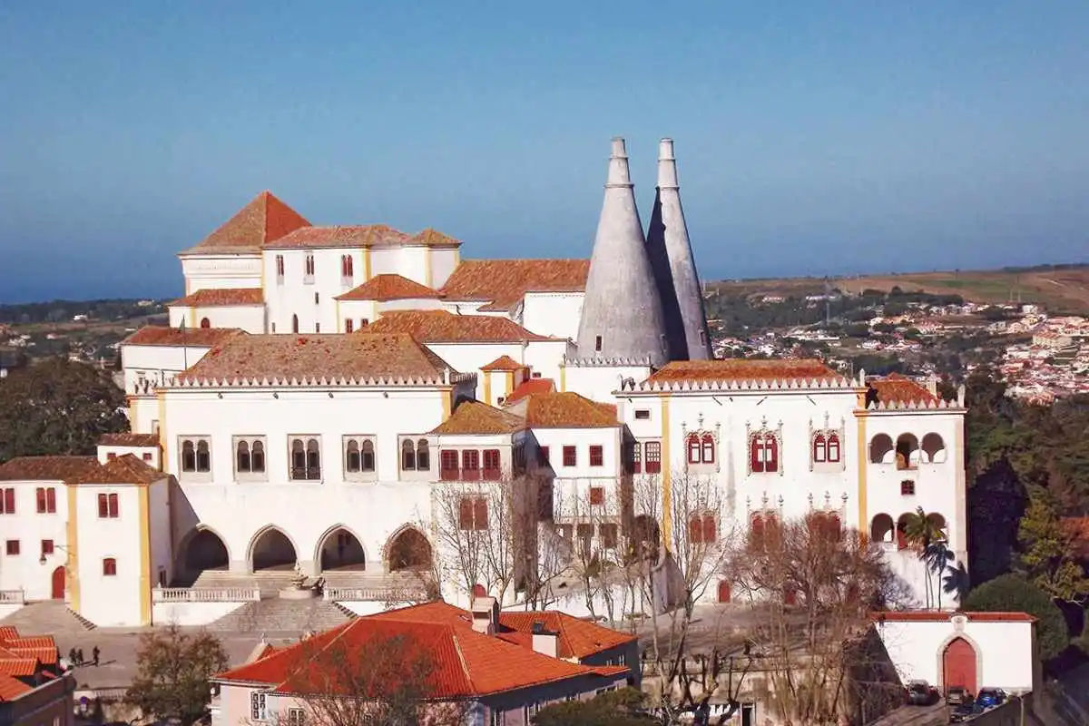 Half Day Tour to Sintra, Cascais & Estoril with Transfers