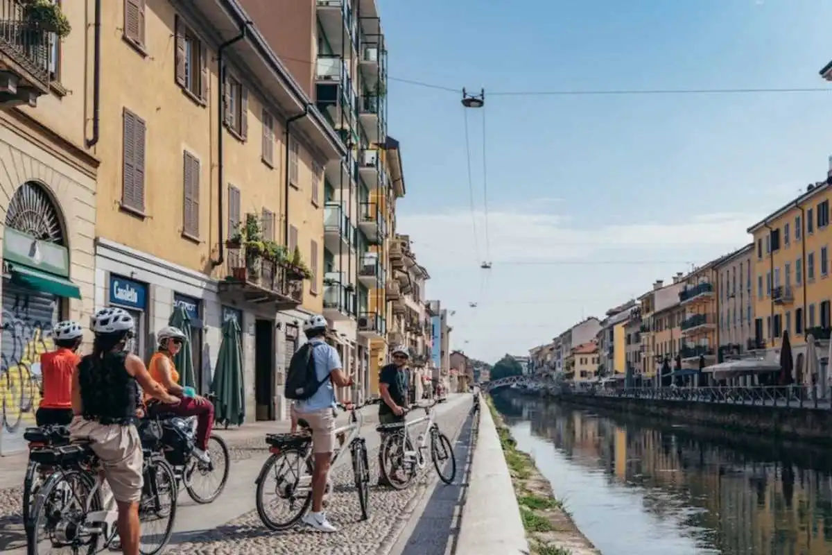  Milan City tour by E-Bike