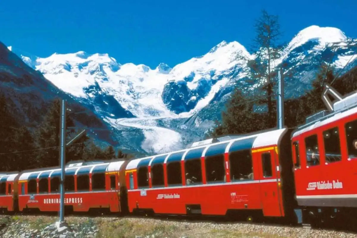 Day Trip to the Swiss Alps by Bernina Express