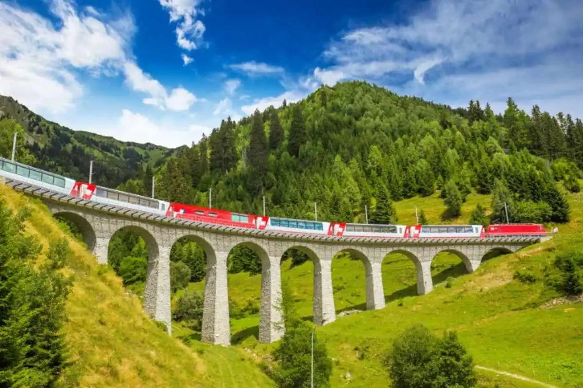 Day trip to the Swiss Alps by Bernina Express