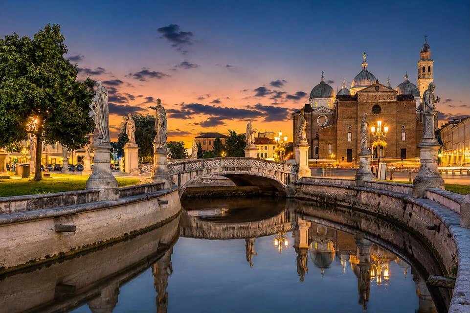 Padova Hop On, Hop Off Bus