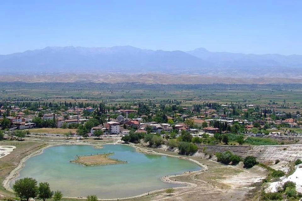Pamukkale Guided Tour from Izmir