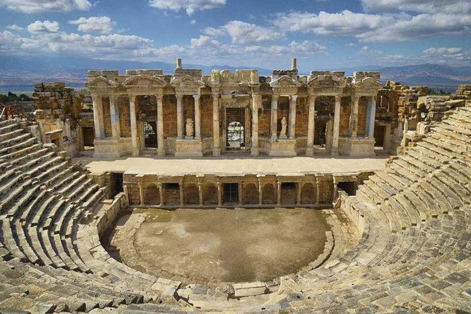 Pamukkale Guided Tour from Izmir