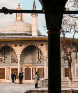 Skip-the-Line Entrance to Topkapi Palace with Guided Tour