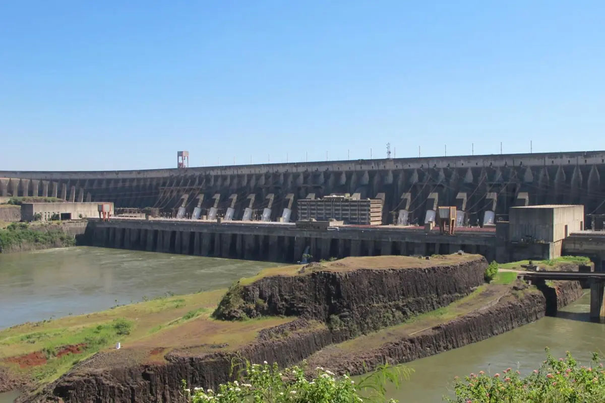 Iguazu Falls Tour Brazil Side and Visit to Itaipu Hydroelectric Factory