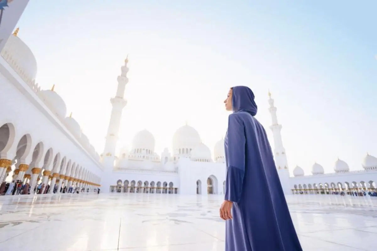 Cultural Wonders: Abu Dhabi City Tour and Louvre Museum Entrance