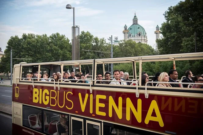 Big Bus Vienna Night Tour