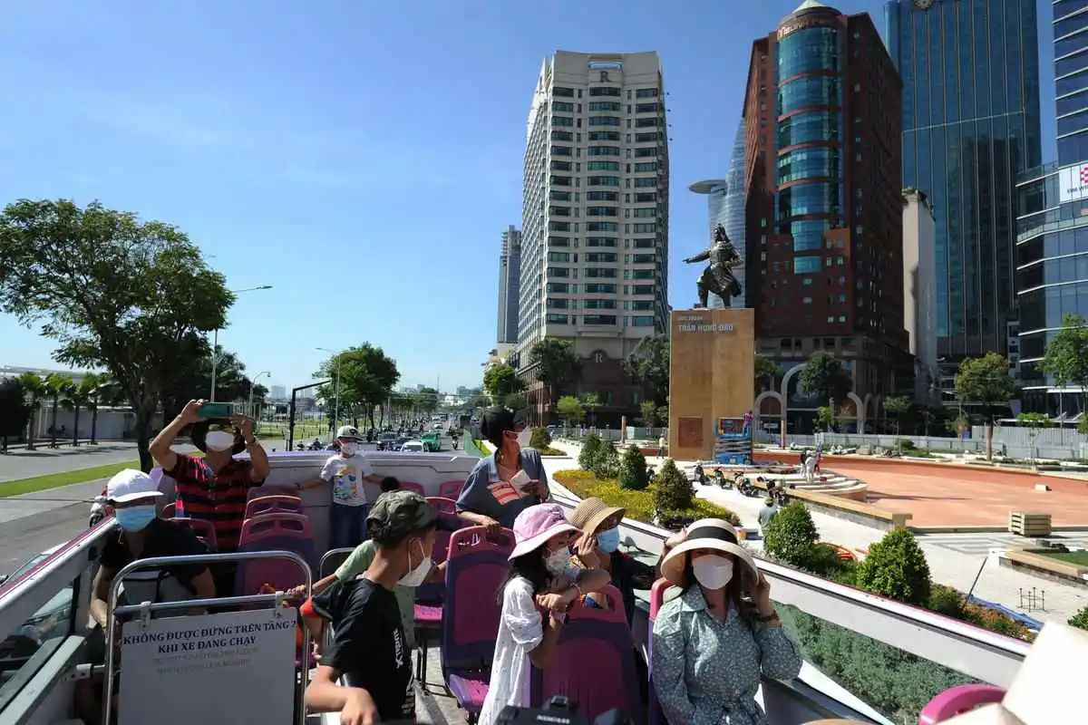 Panoramic Ho Chi Minh City Bus Tour