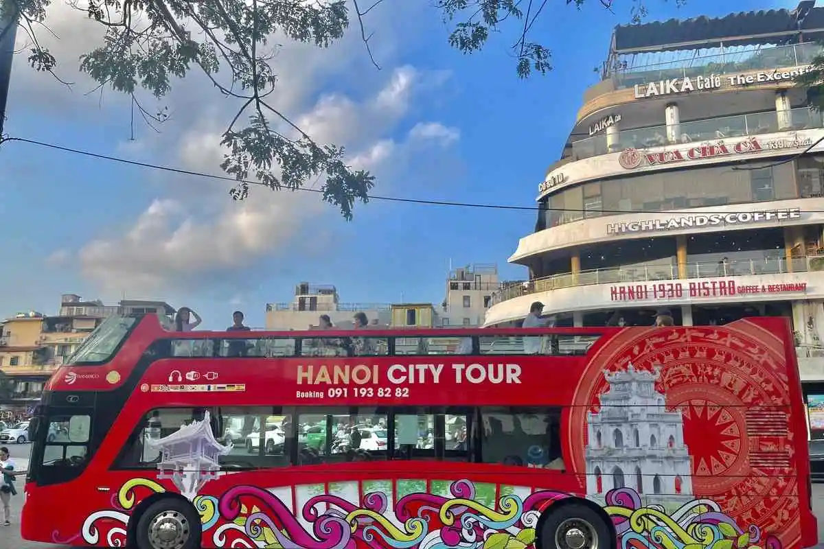 Anh Viet: 24-Hours Hanoi Hop On Hop Off Bus Tour