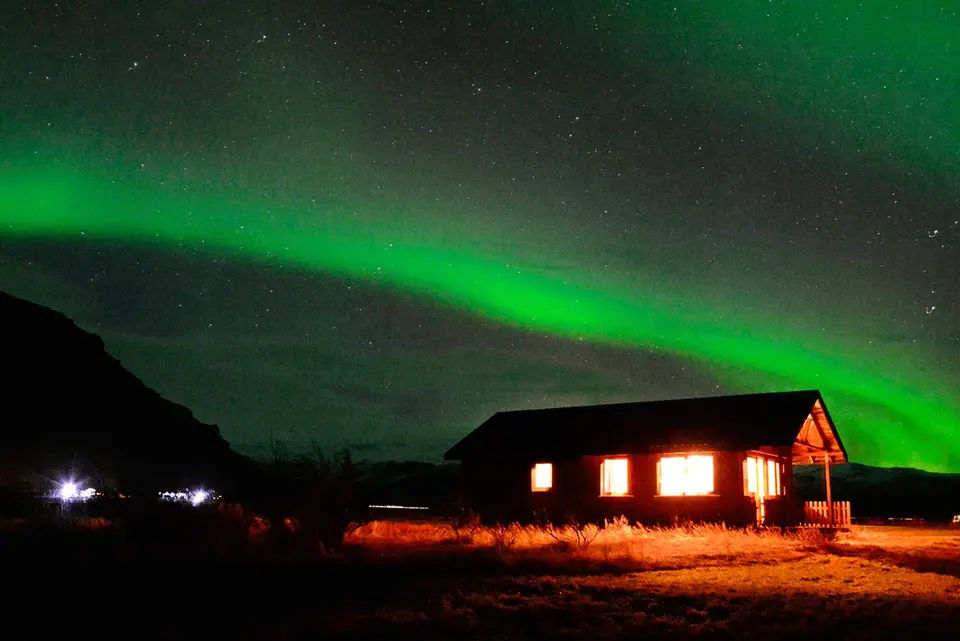 Reykjavik Bus Tour with Northern Lights Tour