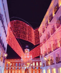 Big Bus Tours: Madrid Christmas Navibus Tour