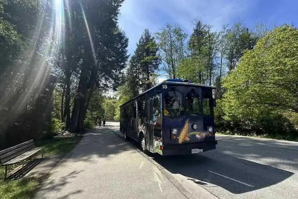 Vancouver Hop On Hop Off Trolley Bus Tour