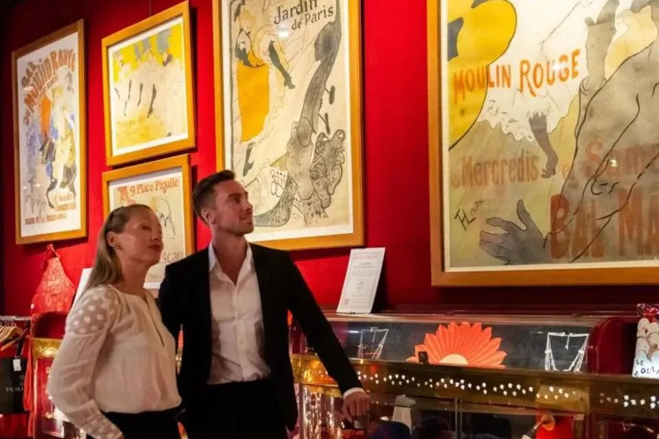 Moulin Rouge with Glass of Champagne and Seine Cruise - with Transfers