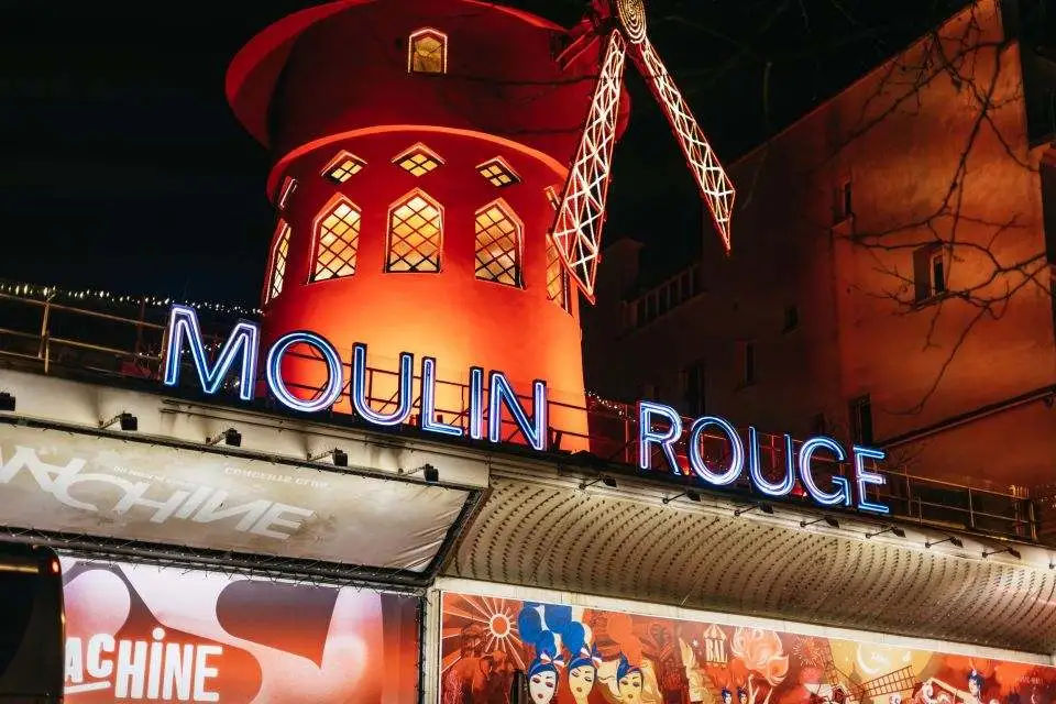 Moulin Rouge with Glass of Champagne and Seine Cruise - with Transfers