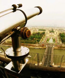 Seine Dinner Cruise and Reserved Access to Eiffel Tower